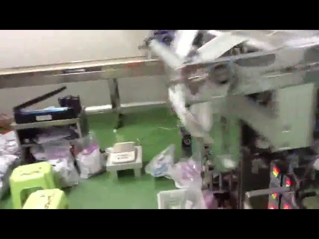 šķidruma avota piena spirta iepakošanas mašīna / tilpuma vertikālās plēves maisiņu paciņas iepakošanas mašīna